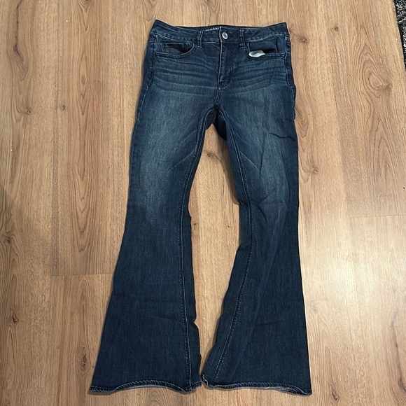 American Eagle Women's Blue Jeans - Picture 1 of 4